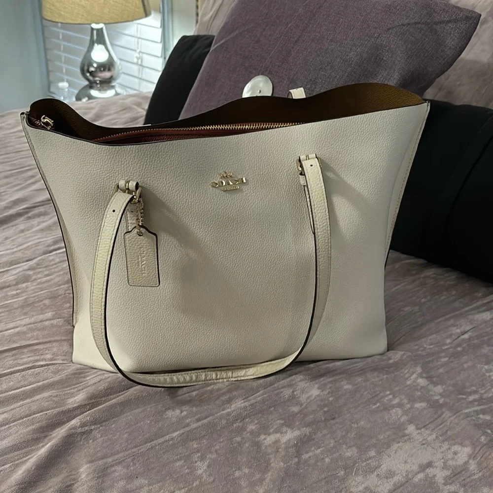 Coach | cream color tote ( purse) - Picture 1 of 10
